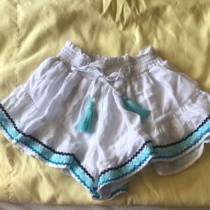 Ruffle white shorts never worn